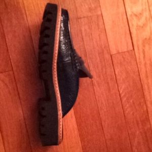 Donald Pliner Navy leather mule loafers